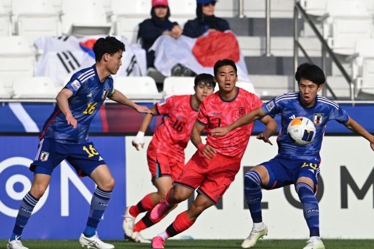 Susunan Pemain Tim Nasional Sepak Bola Korea Selatan vs Tim Nasional Sepak Bola Singapura