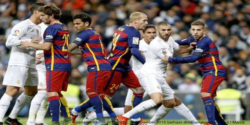 Barcelona dan Real Madrid - Pertarungan Sengit untuk Puncak Klasemen