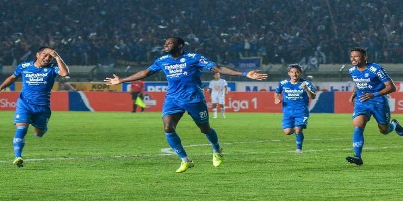 Klasemen Liga 1 dan Posisi Persib Bandung di Score808